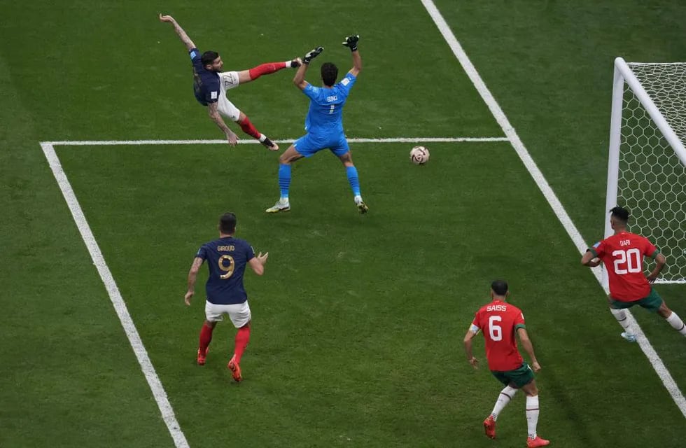 Francia finalista de la Copa del Mundo al ganarle a Marruecos 2-0 y el domingo enfrentará a Argentina.
