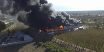 Incendio en fábrica Plastiandino