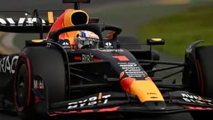 Verstappen largará en la pole position en Australia