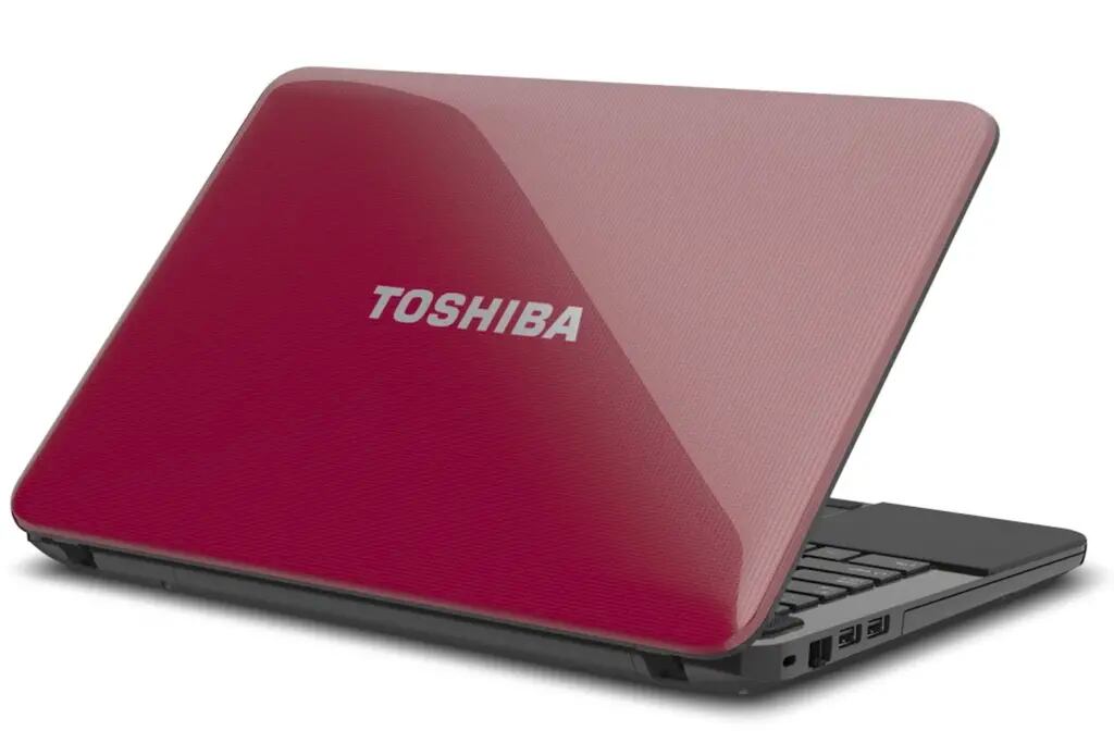 Toshiba deja de fabricar computadoras.