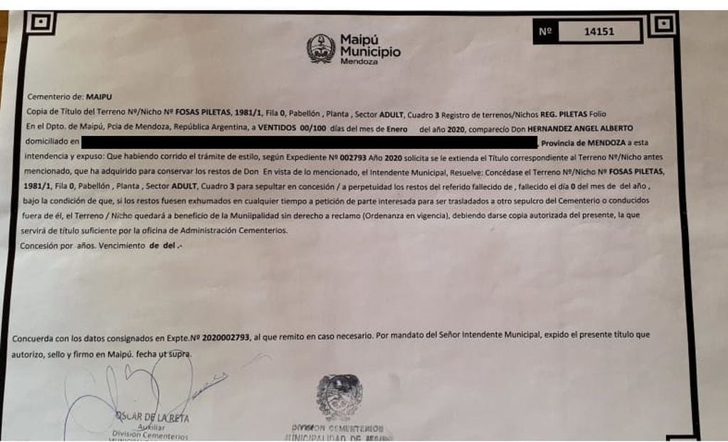 El documento donde -en teoría- se dejaba constancia que la pileta es propiedad de la familia Hernández; con la firma de Oscar De la Reta.