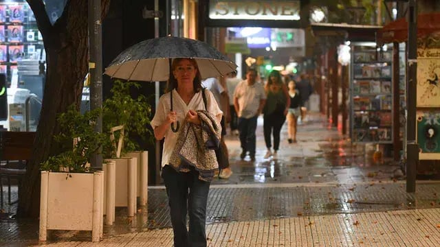 Lluvia en la Ciudad de Mendoza