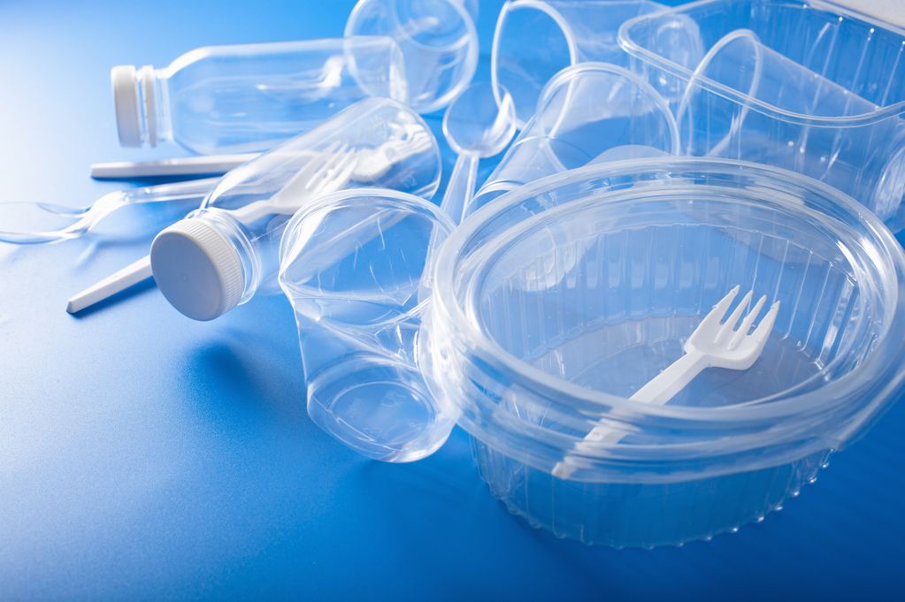 Hong Kong prohíbe artículos de plástico de un solo uso en restaurantes y hoteles.