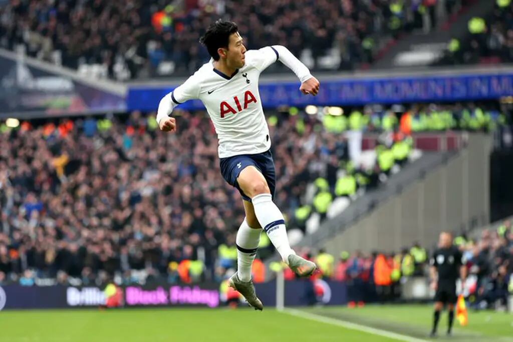 Por una nueva jornada de la Premier League, el Tottenham goleó al Burnley por 5-0. El tercer gol fue magistral. Mirá el video.