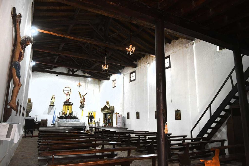El templo mantiene los oficios religiosos y alberga un museo de acceso público. | Foto: José Gutiérrez / Los Andes