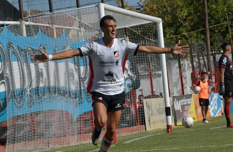 Bruno Nasta defendió la camiseta de Maipú y ahora jugará en Gimnasia. / Orlando Pelichotti - Los Andes