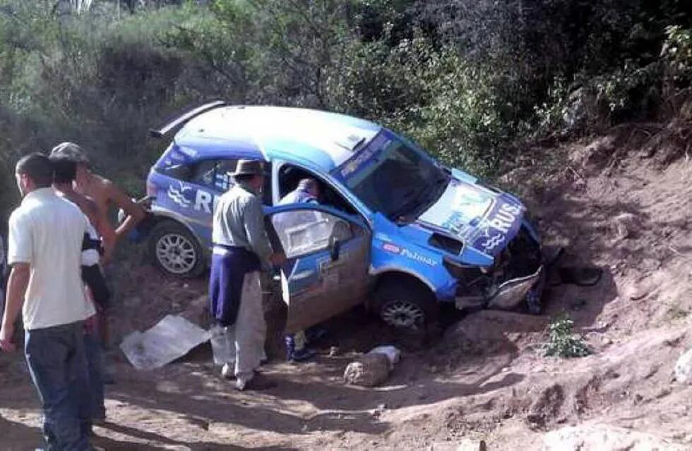 Nalbandian salvó su vida de milagro tras un espectacular vuelco en el Rally Argentino