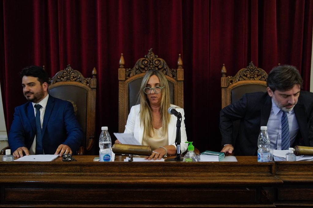 Los jueces María Claudia Castro, Christian Rabaia y Emiliano Lázzari. Foto: Clarín