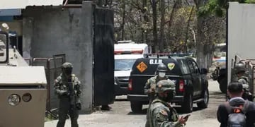 Ingreso de militares a la cárcel de Guayaquil.