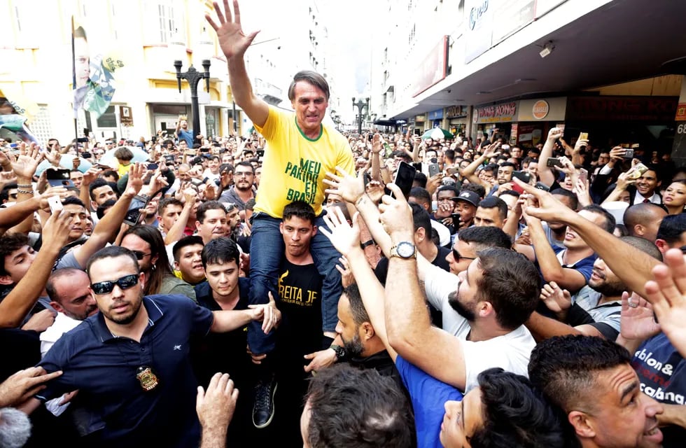 Bolsonaro, máxima tensión y desafío a la vista para la prensa en Brasil