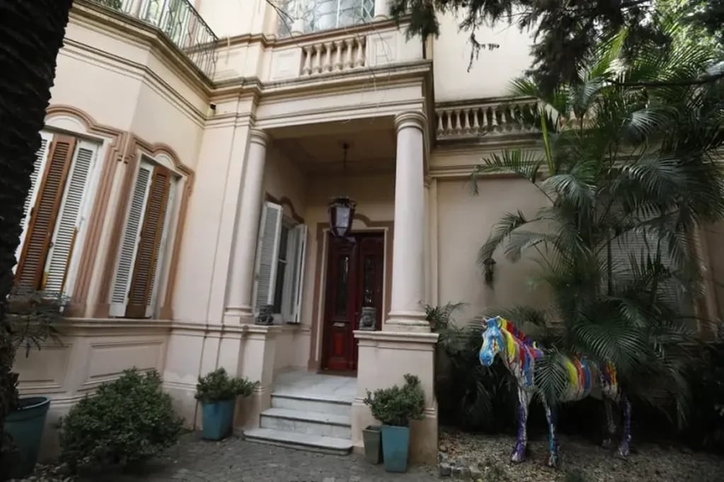 La curiosa historia de la mansión que vendió Natalia Oreiro