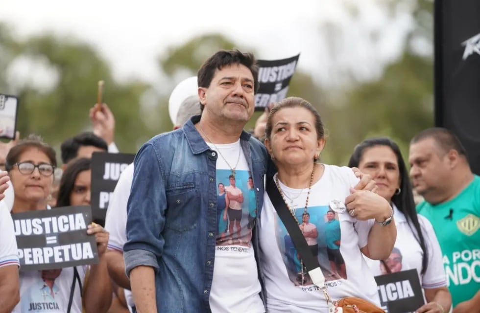 A tres años del crimen de Fernando, sus padres encabezan el homenaje central en Dolores - Foto Clarín