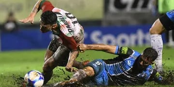 El Tricolor, que venía de perder la final con Aldosivi, fue superado por el Sojero y enfrentará a San Martín de Tucumán en Semifinales.