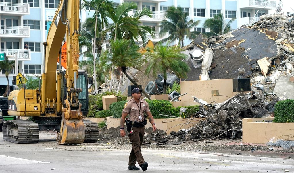 Edificio derrumbado en Miami: con el correr de los días disminuyen las esperanzas en la búsqueda - 