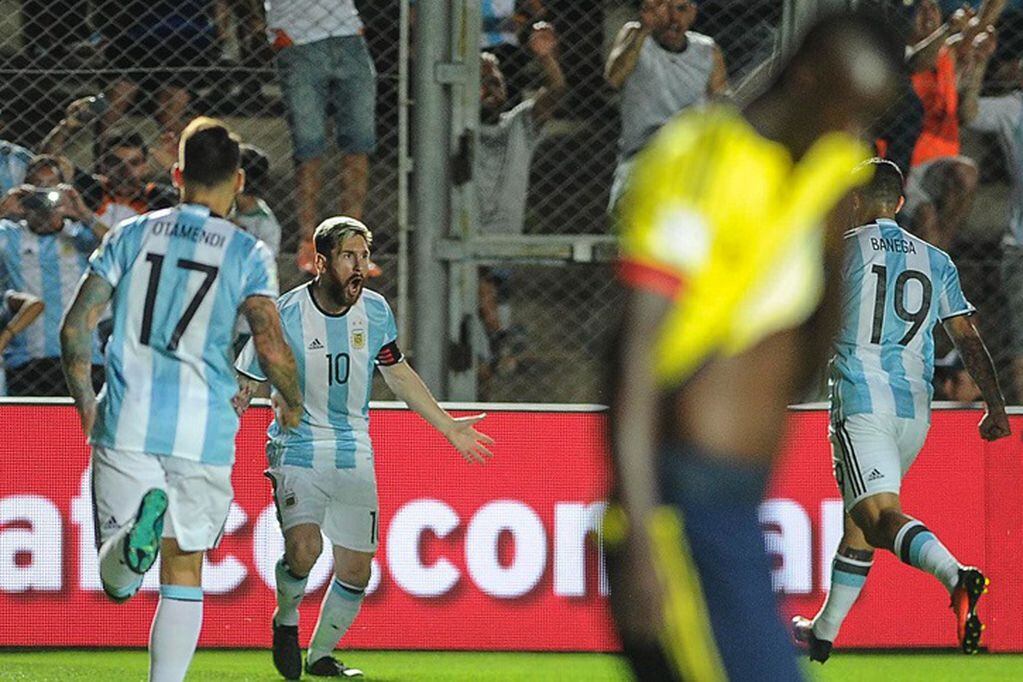 Argentina venció a Colombiano 3 a 0 en el estadio Bicentenario, encuentro disputado en noviembres de 2016, donde Messi fue la figura.