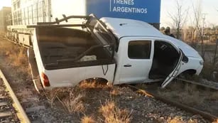 Un tren de cargas embistió a una camioneta en San Martín