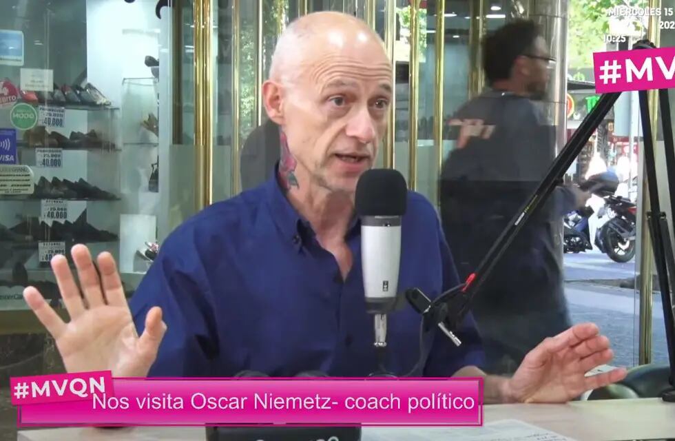 Oscar Niemetz, coach político, visitó el streaming de Los Andes en la previa del balotaje presidencial.