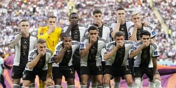 La protesta de los futbolsitas alemanes ante la FIFA