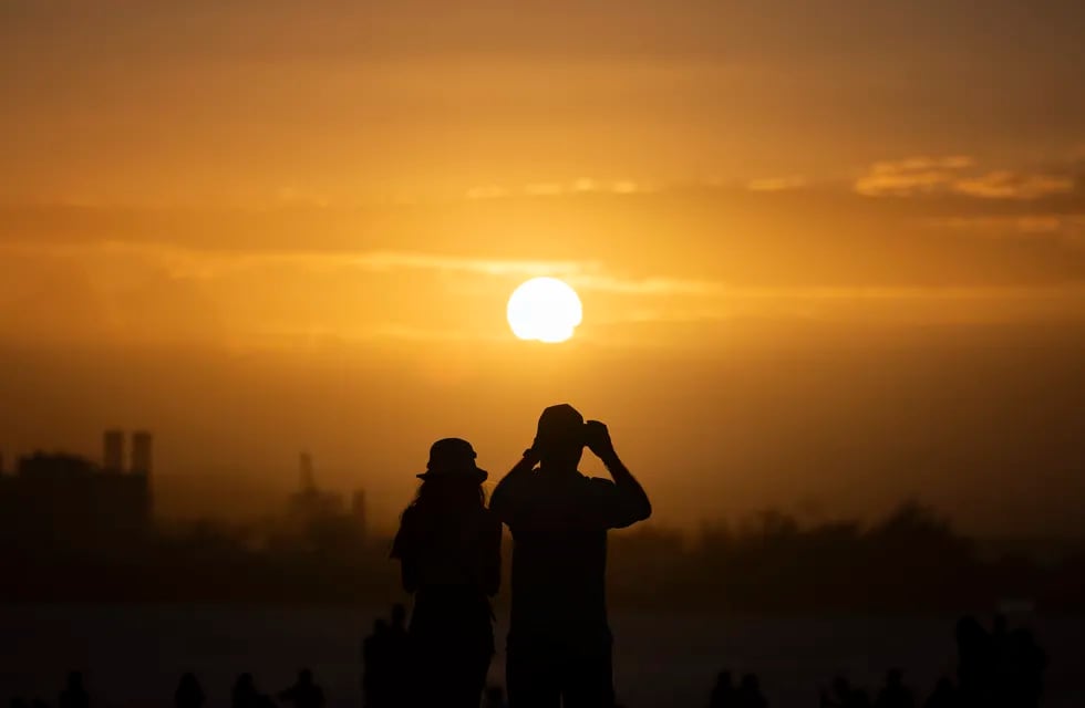 Calentamiento global: por primera vez, la temperatura del planeta supera los 1,5°C en todo un año(AP Foto/Alejandro Granadillo, Archivo)