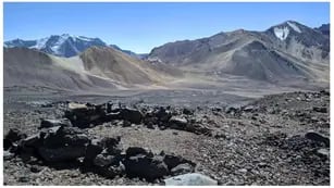 Investigaciones arqueológicas en la Laguna del Diamante y el Volcán Maipo.