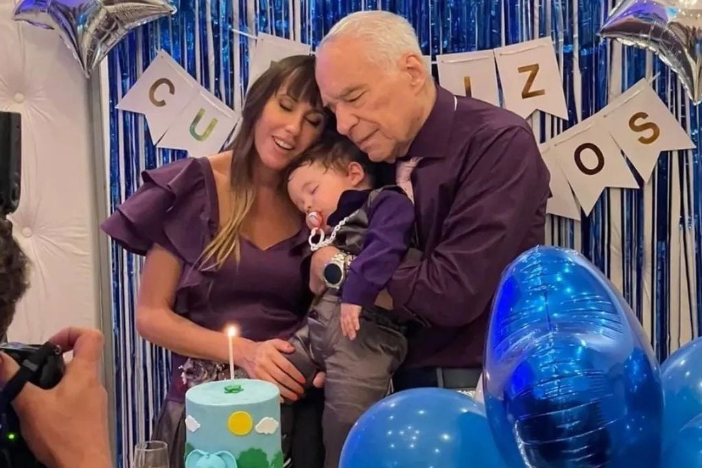 Alberto Cormillot tiene 84 años y celebró el primer año de su hijo Emilio. (Instagram).