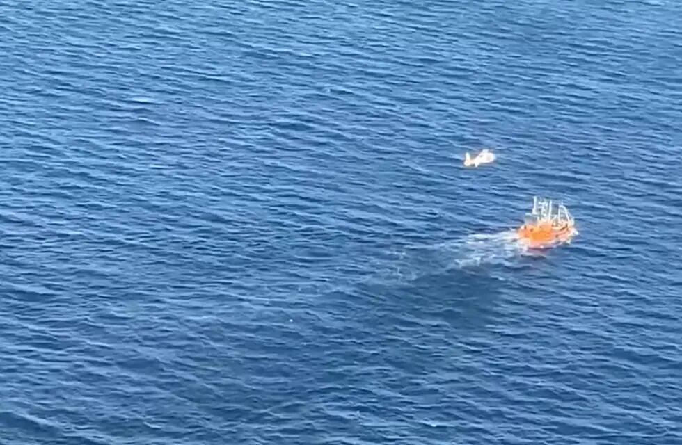 La Prefectura Naval inició un operativo de búsqueda y rescate de un tripulante desaparecido en Chubut. Foto: Prefectura Naval Argentina.