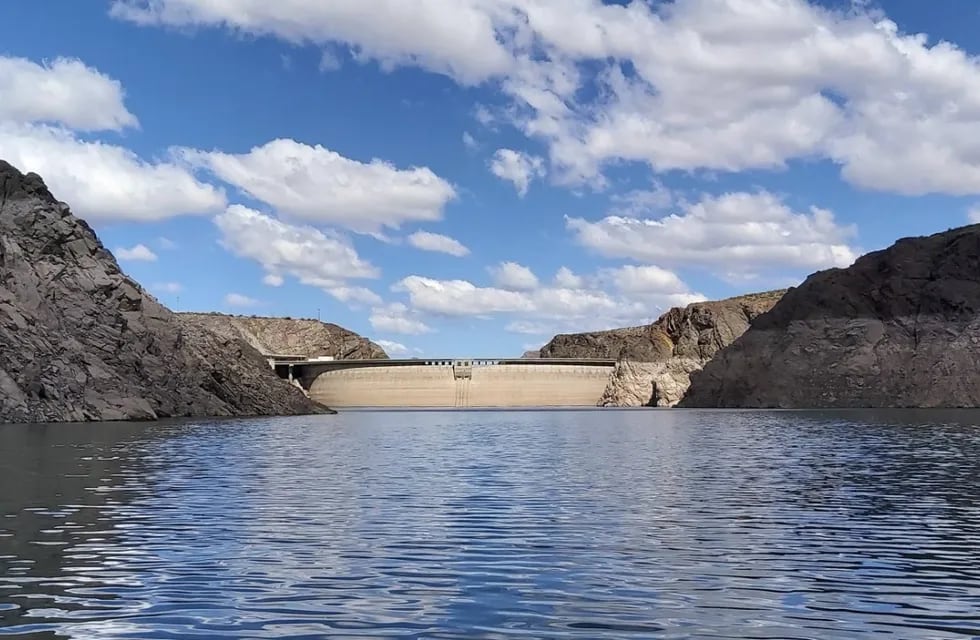 Agua del Toro es una de las tres centrales hidroeléctricas sobre el río Diamante, cuya concesión se vence el año que viene.