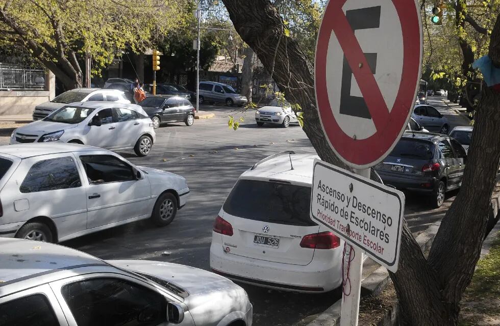 El 25% de las multas viales que se hacen en Mendoza son por mal estacionamiento