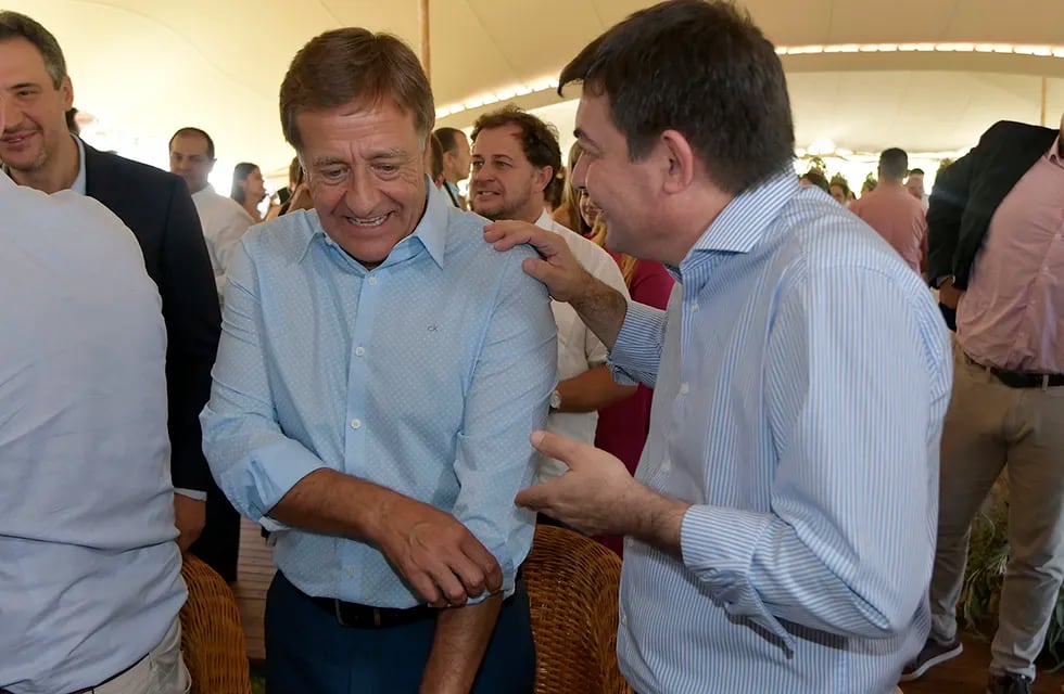 El gobernador de Mendoza, Rodolfo Suárez junto al diputado nacinoal del PRO, Omar De Marchi.

Foto: Orlando Pelichotti