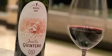 El vino de Juanfer Quinteros.