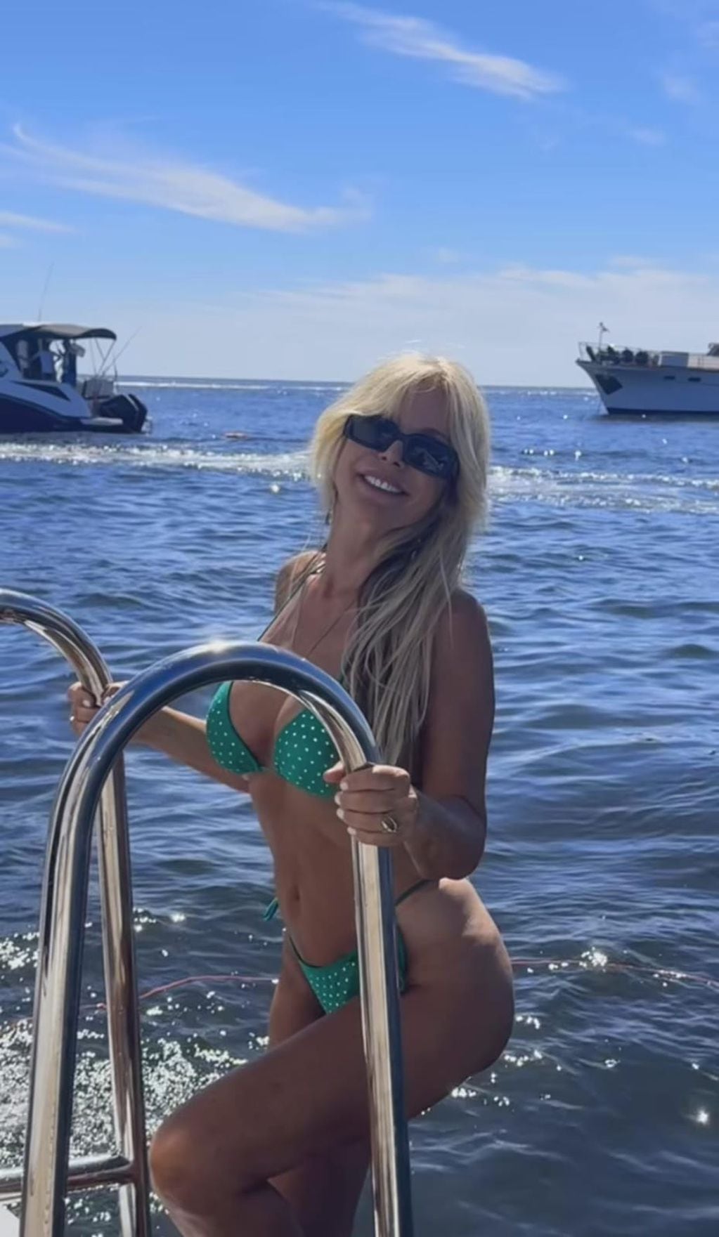 Así salió del agua Graciela Alfano en bikini. / Instagram