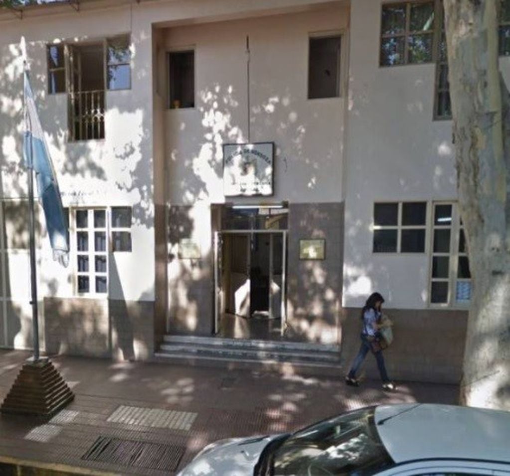 Comisaría Tercera de Ciudad de Mendoza donde funciona la Oficina Fiscal 1.