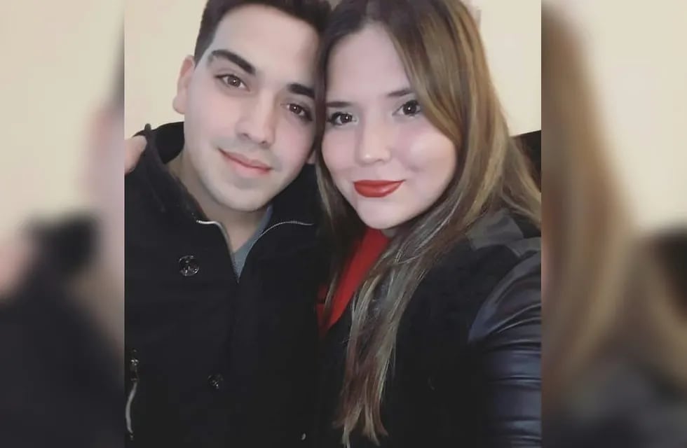Gastón Navarro y Micaela Díaz fallecieron tras arrojarse a un canal en parque Chachingo. | Foto: Facebook