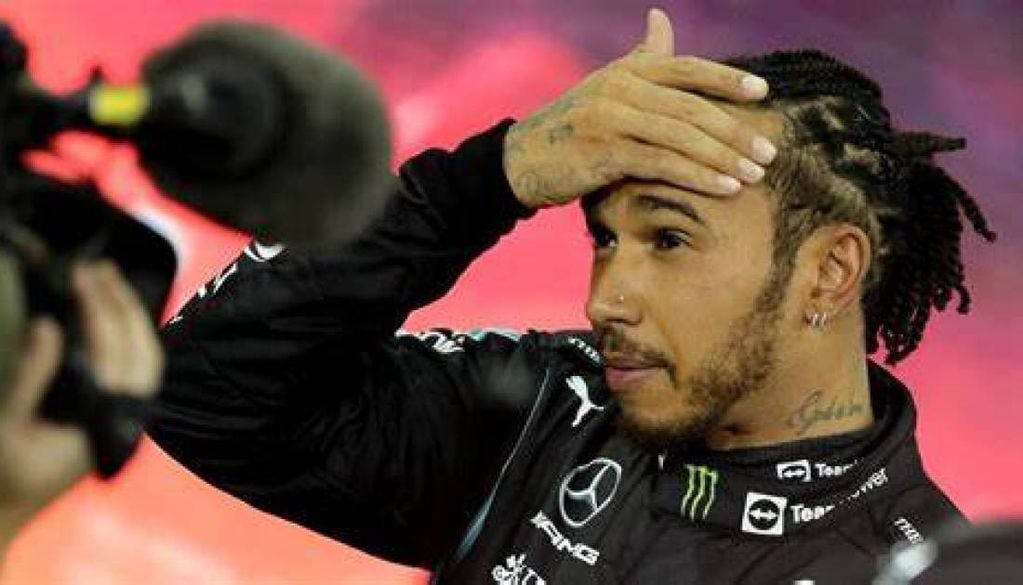 Hamilton finaliza su contrato con Mercedes y su futuro es incierto.