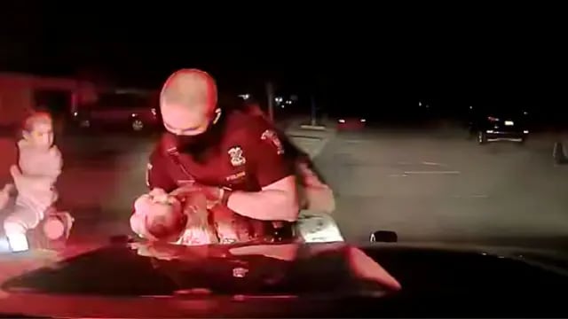 Policía salvó bebé