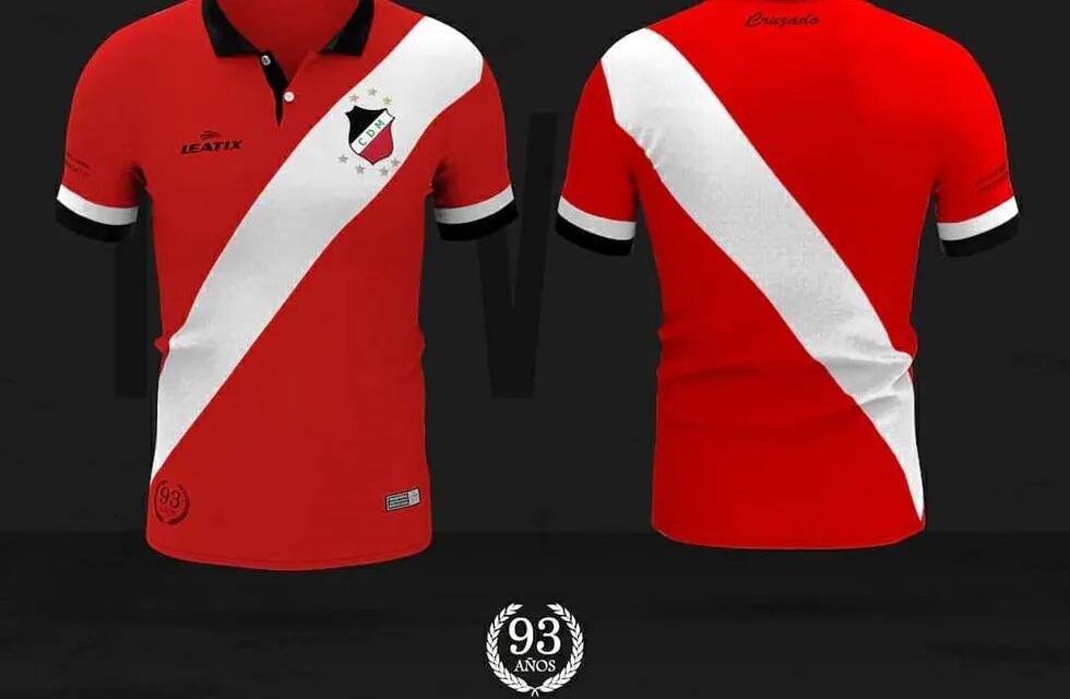 Maipú junto a Leatix, su indumentaria, lanzaron el primer modelo Retro de camisetas camino a su centenario. Camiseta utilizada en 1964 y 1977.