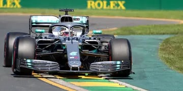 El británico Lewis Hamilton fue el que dominó la primera práctica oficial de la temporada de Fórmula 1. Se corre a la madrugada de mañana.