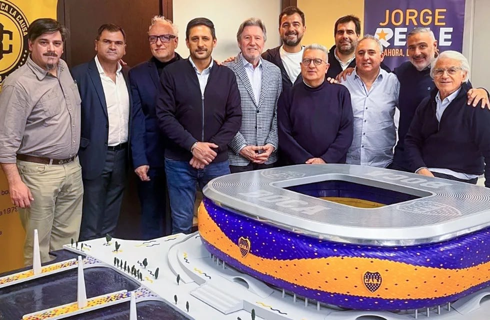 El mendocino Reale y su equipo de trabajo mostraron como sería el nuevo estadio de Boca Juniors.