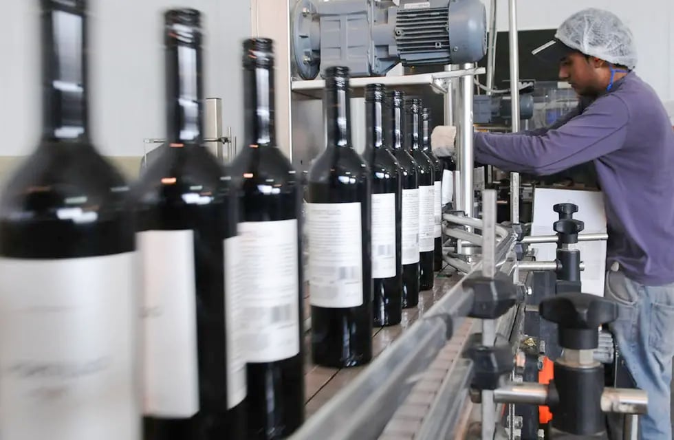 En el primer bimestre de 2023 continúa la tendencia a la baja en las exportaciones de vino