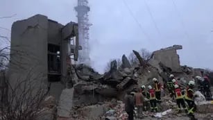 Rusia bombardeó una torre de TV ucraniana: confirmaron nueve muertos y varios heridos