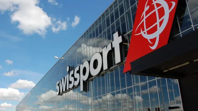 La empresa de servicios aeroportuarios Swissport ofrece empleo en Mendoza: cuáles son los requisitos