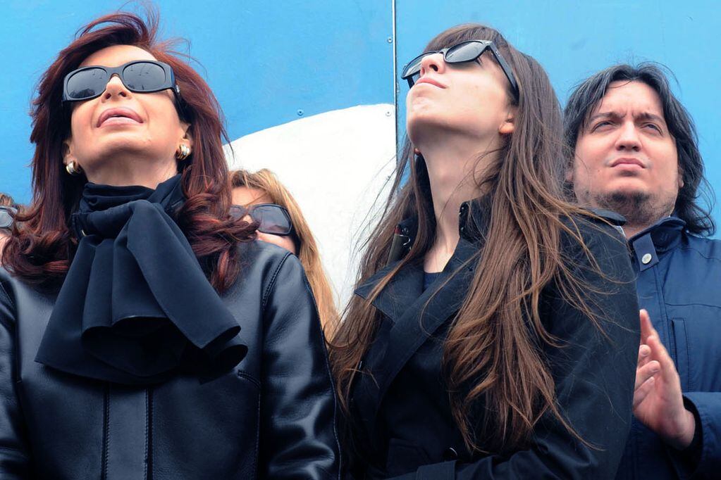 Cristina Kirchner junto a su hija Florencia Kirchner y Máximo Kirchner