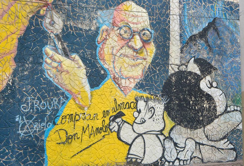 Homenaje al universal Joaquín Salvador Lavado Tejón, ​conocido mundialmente como Quino. Fue un humorista gráfico e historietista, junto a nuestros amados Mafalda y Manolito. Foto:  Orlando Pelichotti
