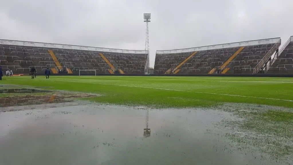 El Estadio Carlos Augusto Mercado Luna se ecuentra afectadpo por las inclemencias del tiempo