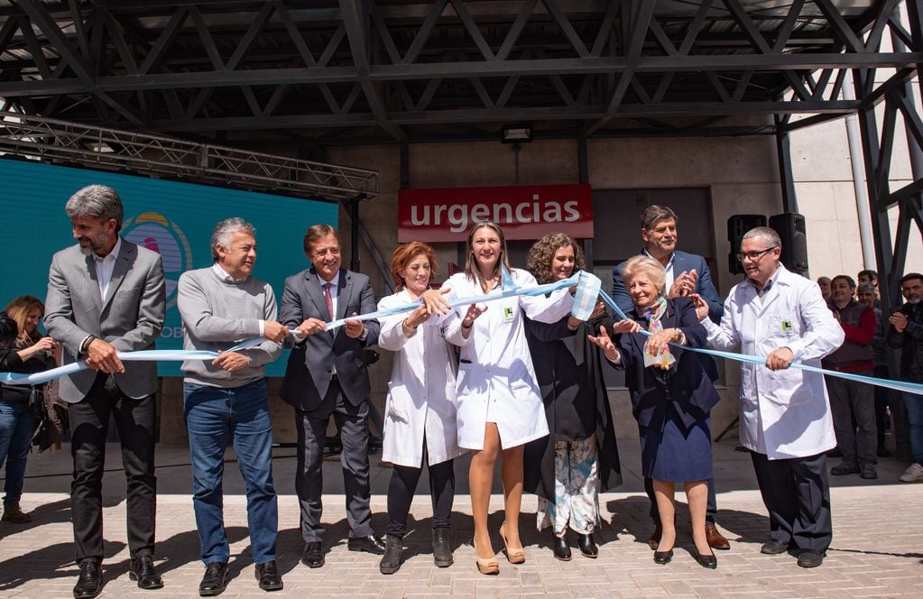 El gobierno provincial inauguró la maternidad en el Lagomaggiore. Foto: Prensa Mendoza