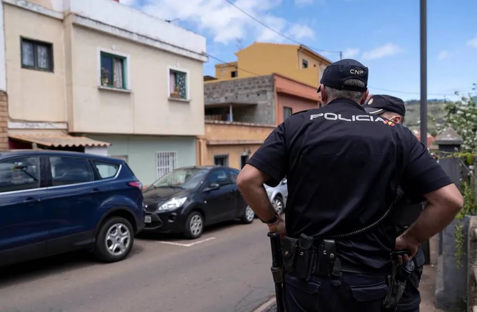 Policía española - Gentileza