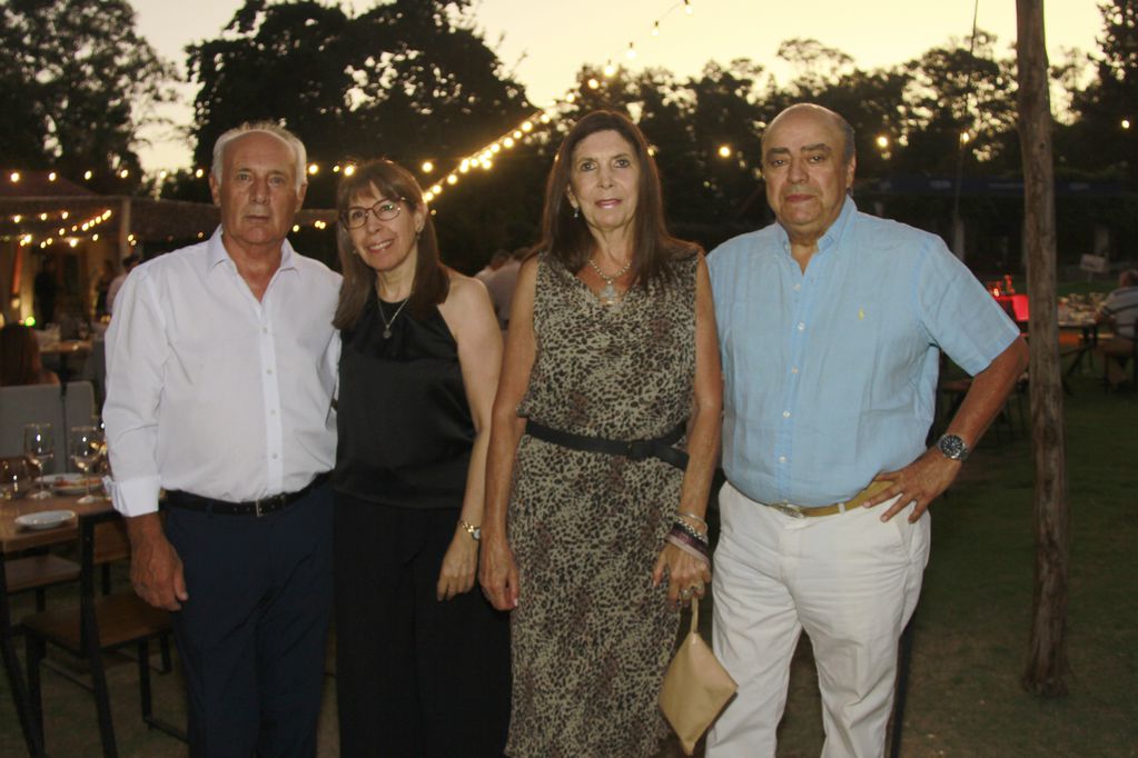 Armando Ovando, Susana Molina, Cecilia Ferreyra y Ricardo Caminos