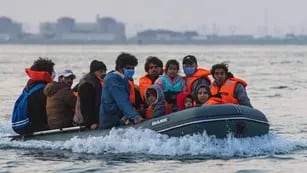 Inmigrantes en el Canal de la Mancha