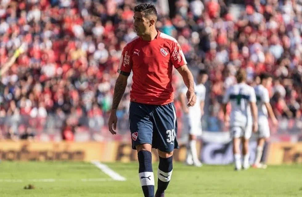 Gonzalo Verón, delantero de Independiente, le ganó un juicio millonario a Independiente Rivadavia. / Gentileza.