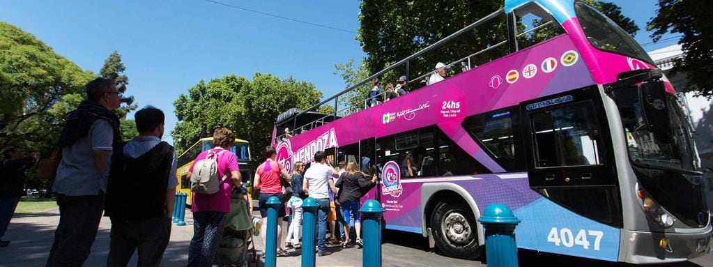Desde este fin de semana vuelve a funcionar el bus turístico en la Ciudad, de 10 a 17 con entradas anticipadas y limitadas.
